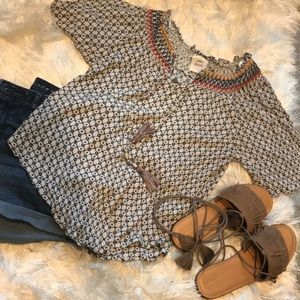 Knox rose peasant top